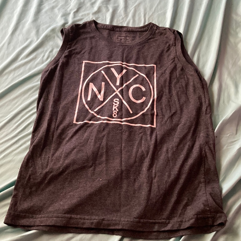 Brand new nice and in good condition. Hoping to get 10 but lowest 7-8 bucks.
